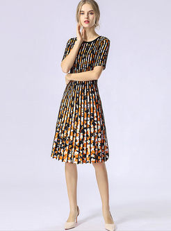 Slim Floral Striped High Waist Knitted Pleated Dress