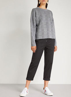 Loose Grid O-neck Knitted Sweater