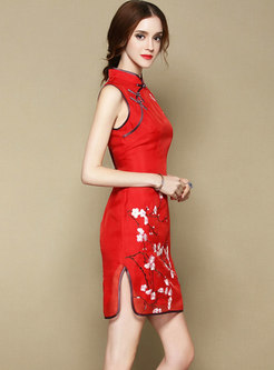 Red Vintage Sleeveless Silk Embroidered Dress