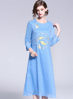 Vintage Blue Embroidered O-neck Loose Dress