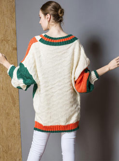 Color-blocked Bat Sleeve Slit Loose Sweater
