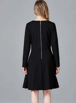 O-neck Plus Size Embroidered Slim Dress
