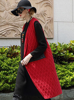 Sleeveless Black-red Blocked Knitted Vest