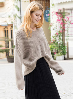 Casual Solid Color V-neck Bat Sleeve Sweater