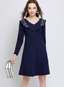 Elegant Embroidered Embellishment Splicing Plus Size Dress