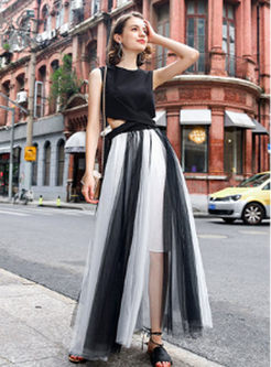 Black Sleeveless Hollow Out Slim Top & Color-blocked Elastic Waist Hem Skirt
