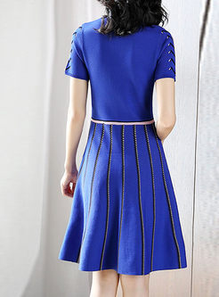 Color-blocked Short Sleeve Gathered Waist Slim Knitted Dress