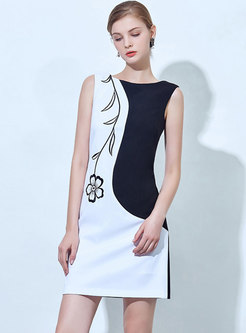 Brief Black-white Blocked Cold Embroidered Dress