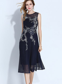 Elegant Navy Blue Sleeveless Embroidered Mesh Dress