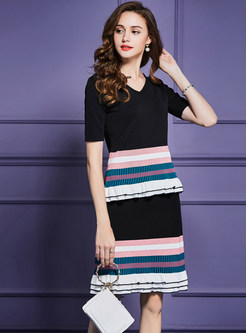 V-neck Flouncing Striped Top & Sheath Knitted Skirt