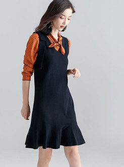V-neck Sleeveless Monochrome Flouncing Hem Knitted Dress