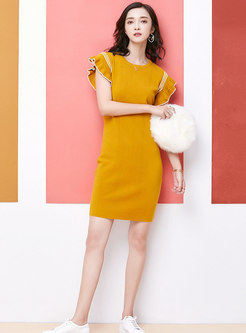 Stylish Yellow Lace-up Skinny Sheath Knitted Dress