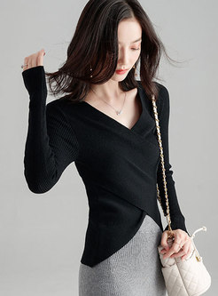 Deep V-neck Solid Color Wool Sweater