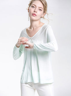 Loose Solid Color V-Neck Knitted Sweater