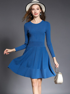 Fashion Blue Long Sleeve Pleated Knitted Dress