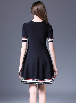 Black Round Neck Striped Big Hem Knitted Dress