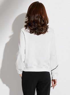 Casual White Embroidered O-neck Sweatshirt