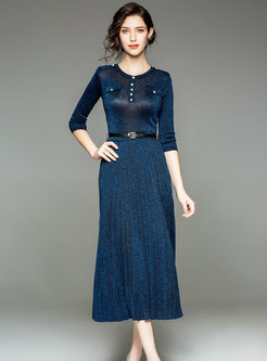 Elegant Crew-neck Cinched Waist Pleated Knitted Dress