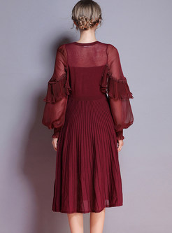Perspective Lantern Sleeve Pleated Knitted Dress