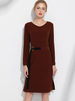 Brief Pure Color Belted O-neck Slim Knitted Dress