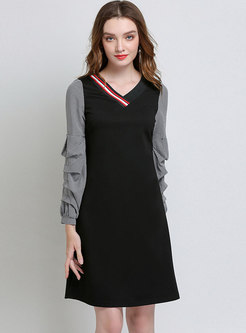 Stylish V-neck Long Sleeve Print Stitching Dress