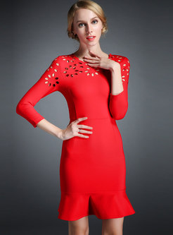 Stylish Red Hollow Out Slim Mermaid Dress