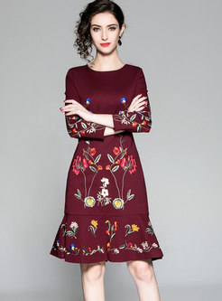 Casual Crew-neck Embroidered Wrap Mermaid Dress 