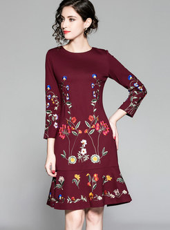 Casual Crew-neck Embroidered Wrap Mermaid Dress 