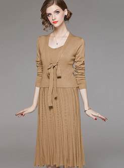 Brief Solid Color Knitted Coat With Tanks & Pleated Midi Skirt