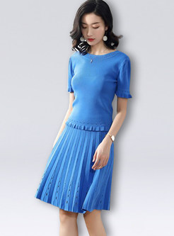 Pure Color O-neck Falbala Knitted Top & Pleated Mini Skirt