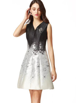 Stylish Silver V-neck Gradient Print A Line Dress