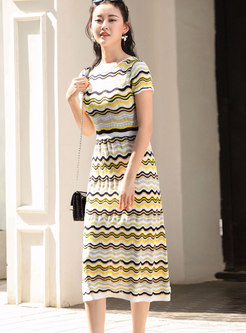 Stylish Short Sleeve Horizontal Striped Knitted Dress