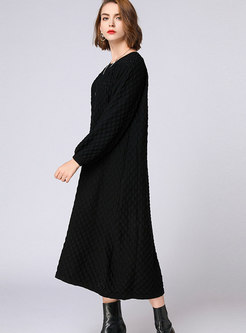 Autumn Black Stereoscopic Texture Sweater Dress