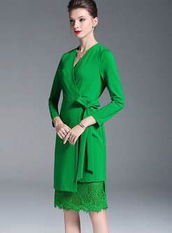 Fashion Green V-neck Lace Splicing Belted Knitted Dress