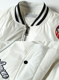 White Loose Short Down Coat With Badge Decoration
