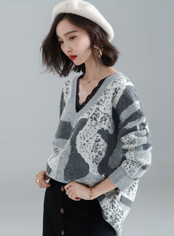 Stylish V-neck Hit Color Grey Sweater