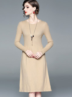 Elegant Solid Color Knitted Dress & Short Sleeve Cloak