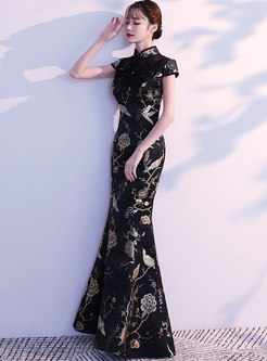 Sexy Embroidered Stand Collar Slim Banquet Dress