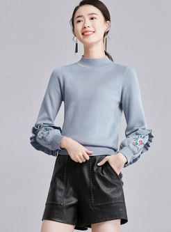 Casual Lantern Sleeve Embroidered Loose Knitted Sweater