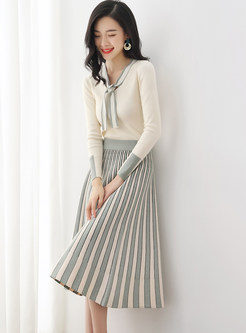 Sweet Bowknot Knitted Top & Pleated A Line Skirt