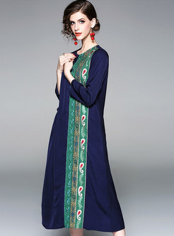Color-blocked Embroidered Three Quarters Sleeve Loose Maxi Dress
