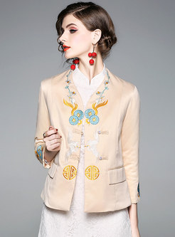 Chic Embroidered V-neck Single-breasted Short Coat