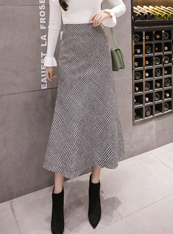 Fashion Easy-matching Plaid Mid-claf Skirt