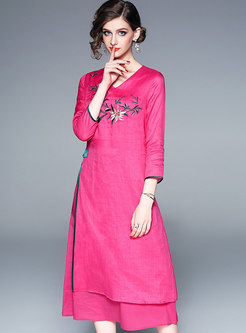 Color-blocked V-neck Embroidered Three Quarters Sleeve Maxi Dress