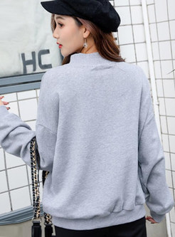 Stylish Letter Print Pattern Loose Pullover Sweatshirt