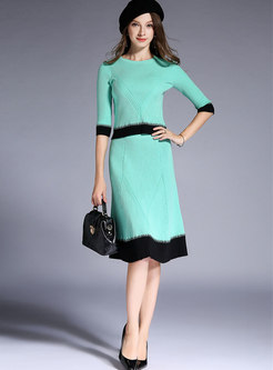 Color-blocked Half Sleeve Knitted Top & High Waist Slim Skirt