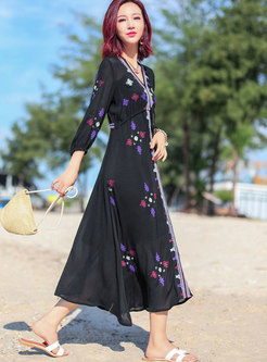 Holiday Solid Color V-neck Embroidery Bohemia Dress