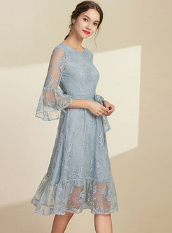 Solid Color Flare Sleeve Tie-waist Skater Lace Dress