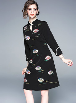 Retro Mandarin Collar Long Sleeve Embroidered Dress