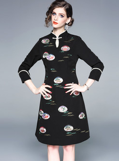 Retro Mandarin Collar Long Sleeve Embroidered Dress